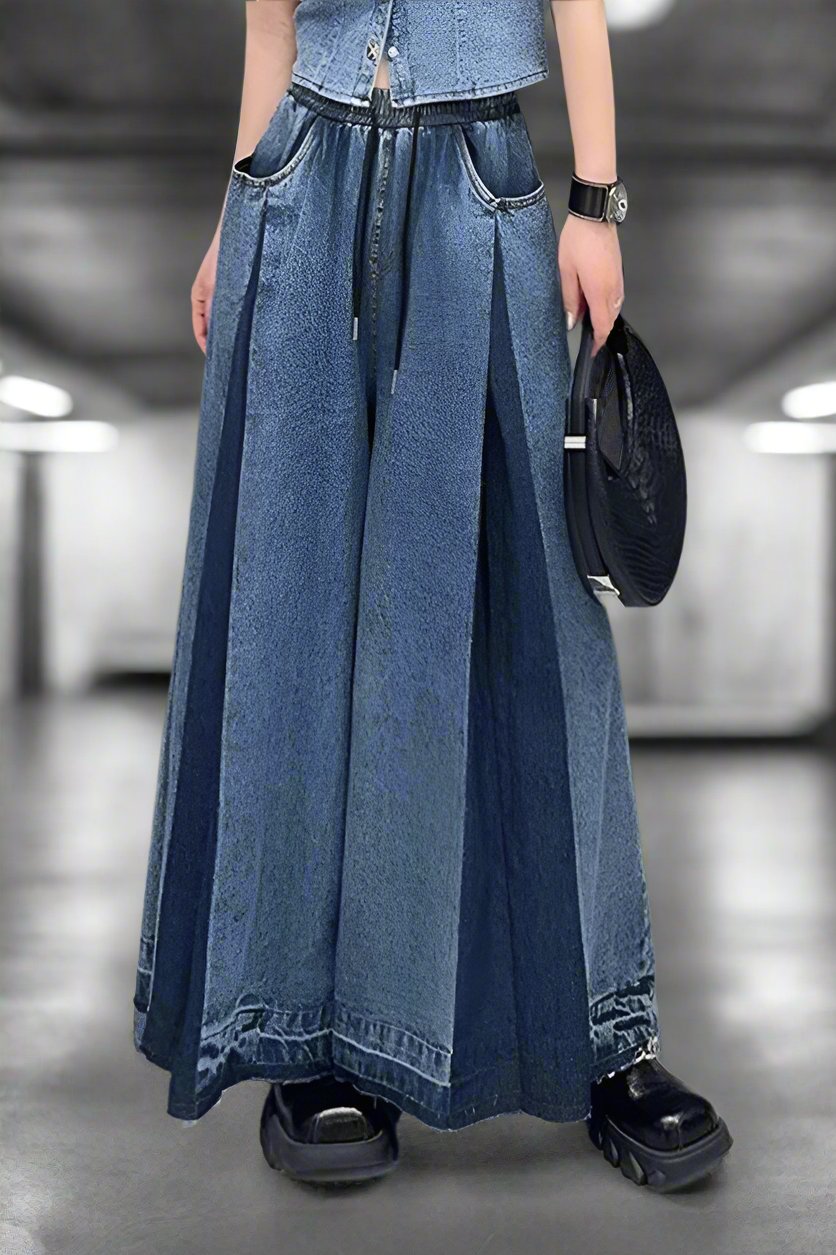 Eclipse Pleat Wide-Leg Jeans