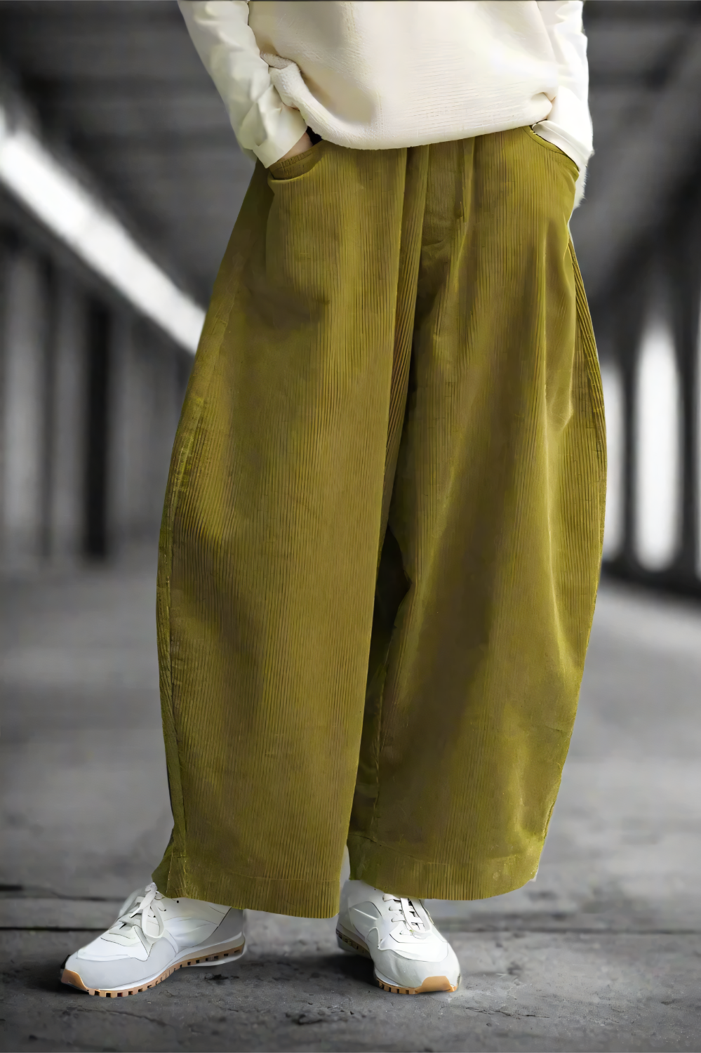 Urban Flow Corduroy Pants LAZERorange