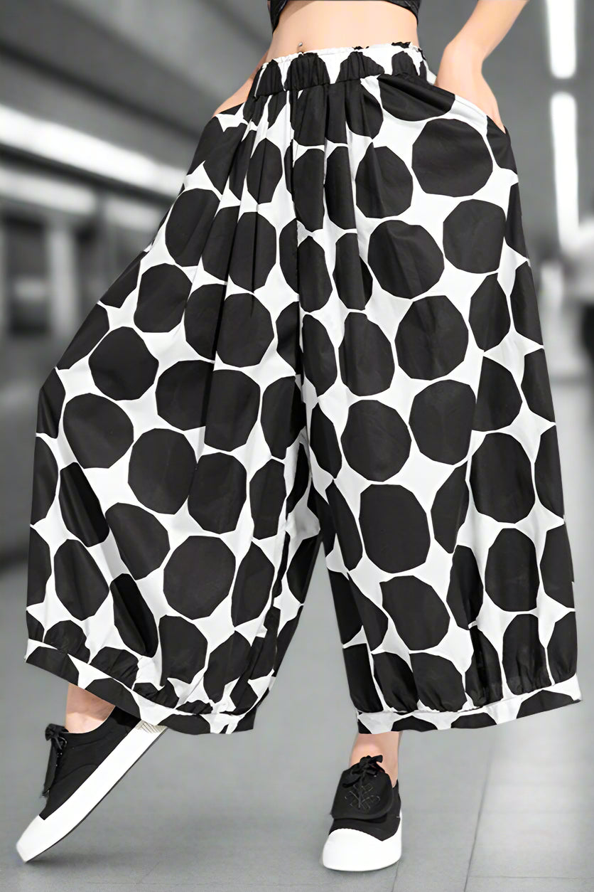 [EAM] High Elastic Waist Black Dot Printed Long Wide Leg Trousers New Loose Fit Pants Women Fashion Spring Autumn 2024 1DE6981 LAZERorange